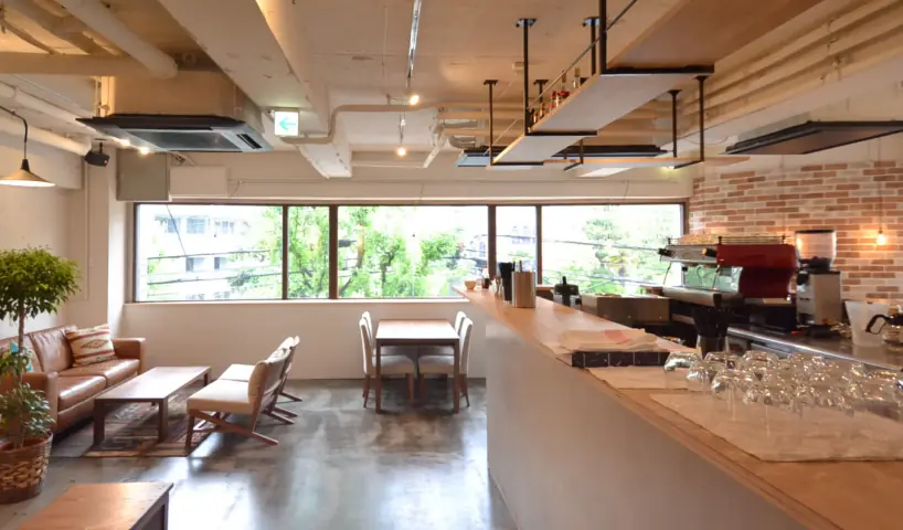 YORKYS BRUNCH の店内